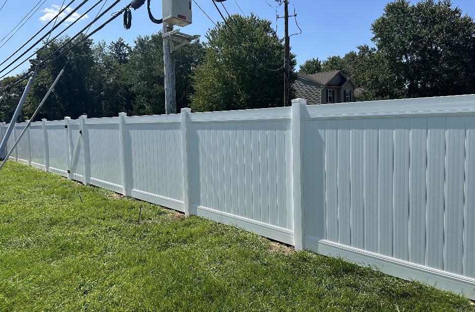 A vinyl fence